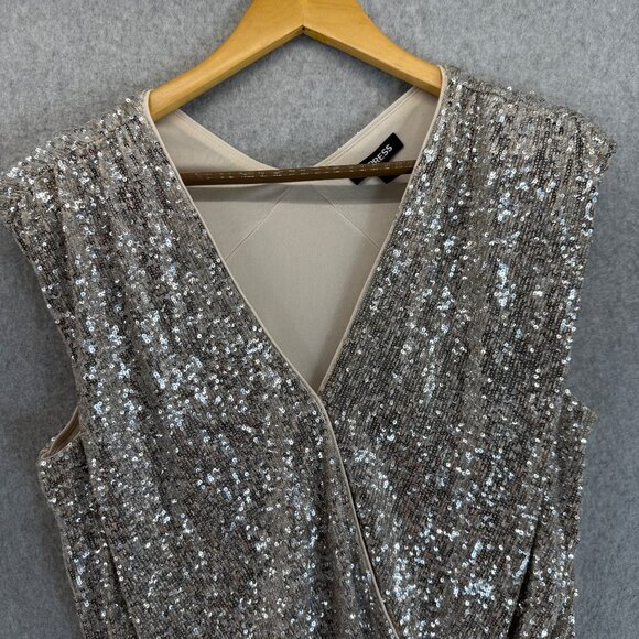 Express Womens Gold Silver Sequin Body Suit V-Neck Short Sleeve Date Size Medium - Picture 3 of 16